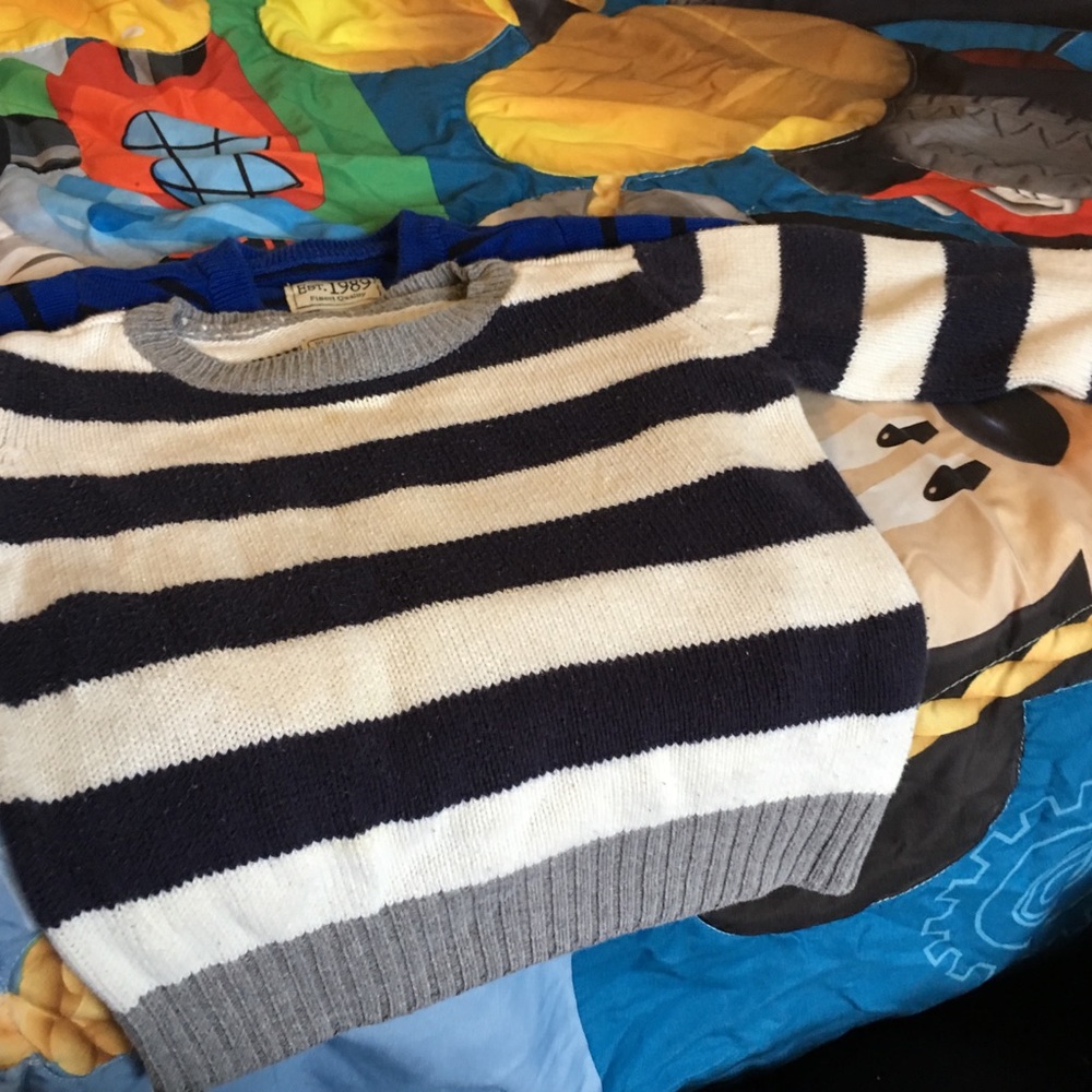 Child sweater *2 for 1 deal*